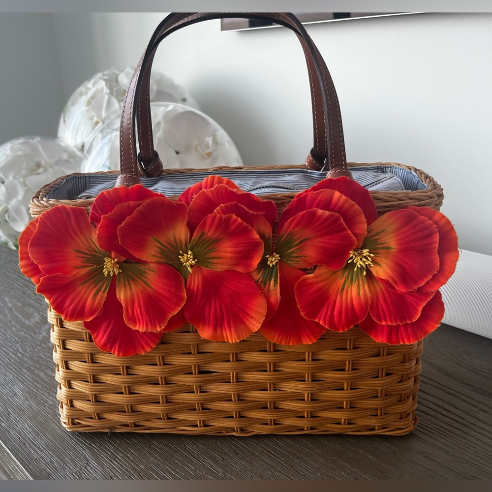Vintage Kate Spade flower straw bag